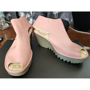 FLY LONDON Yone Blush Rose Leather Peep Toe Wedges EU 36 / US 5.5-6